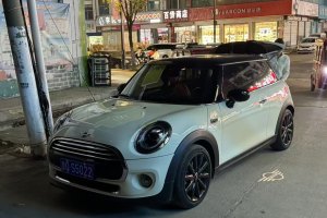 MINI MINI 1.5T COOPER 艺术家