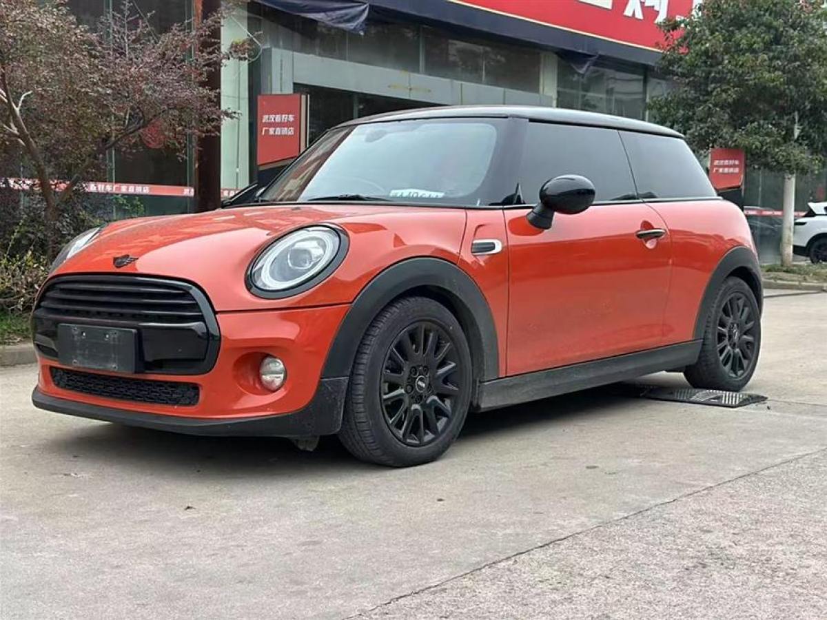 2018年10月MINI COUNTRYMAN  2018款 1.5T COOPER 經(jīng)典派