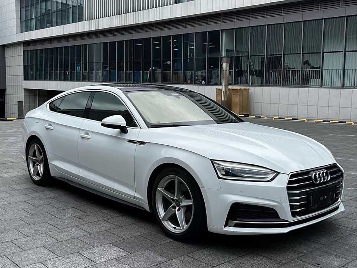 奧迪 奧迪A5  2019款 Sportback 40 TFSI 時(shí)尚型圖片