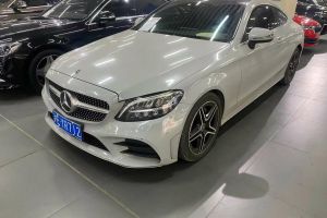 奔馳C級 奔馳 C 300 轎跑車