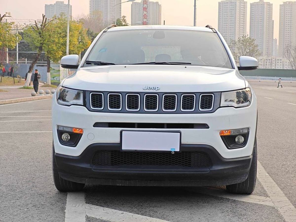 Jeep 指南者  2019款  220T 自動(dòng)悅享版圖片