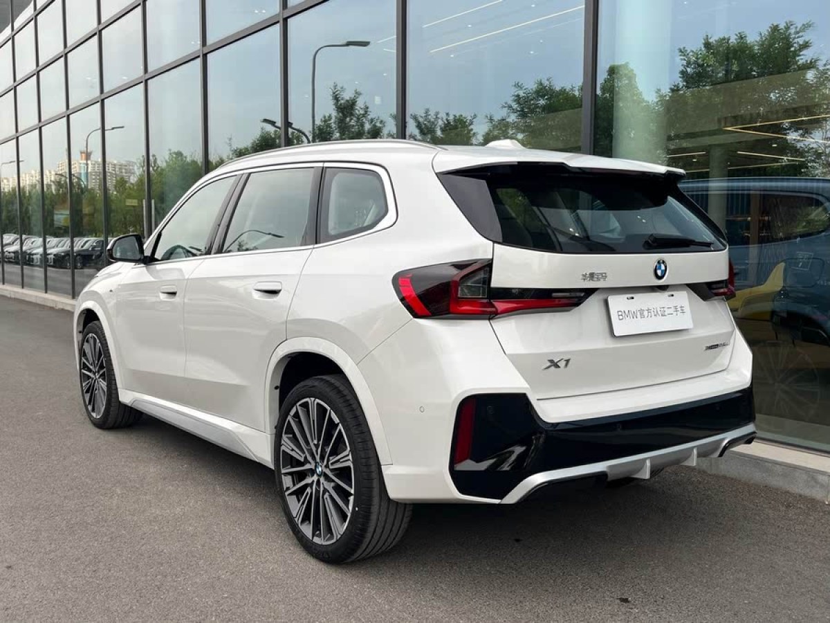 寶馬 寶馬X1  2023款 xDrive25Li X設(shè)計套裝圖片