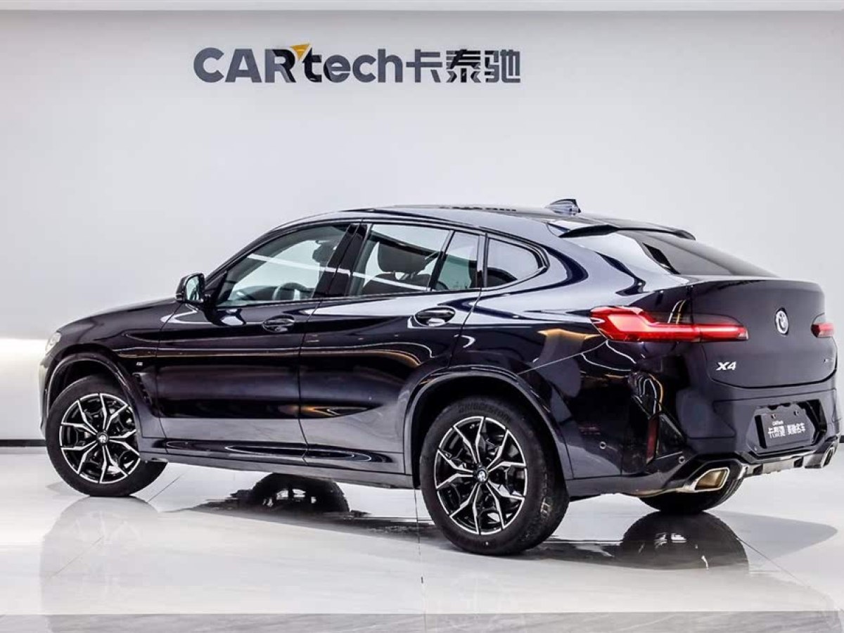 寶馬 寶馬X4  2022款 xDrive 25i M運(yùn)動(dòng)套裝圖片