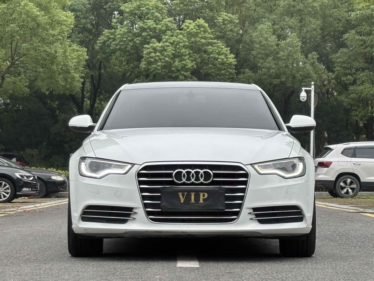 2014年10月奧迪 奧迪A6L  2014款 TFSI 標(biāo)準(zhǔn)型