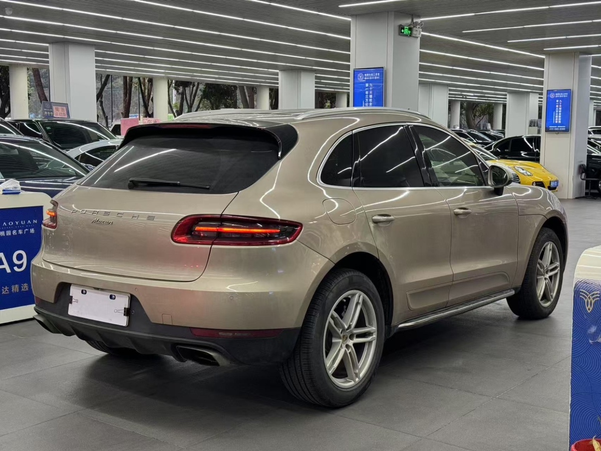 保時(shí)捷 Macan  2014款 Macan 2.0T圖片