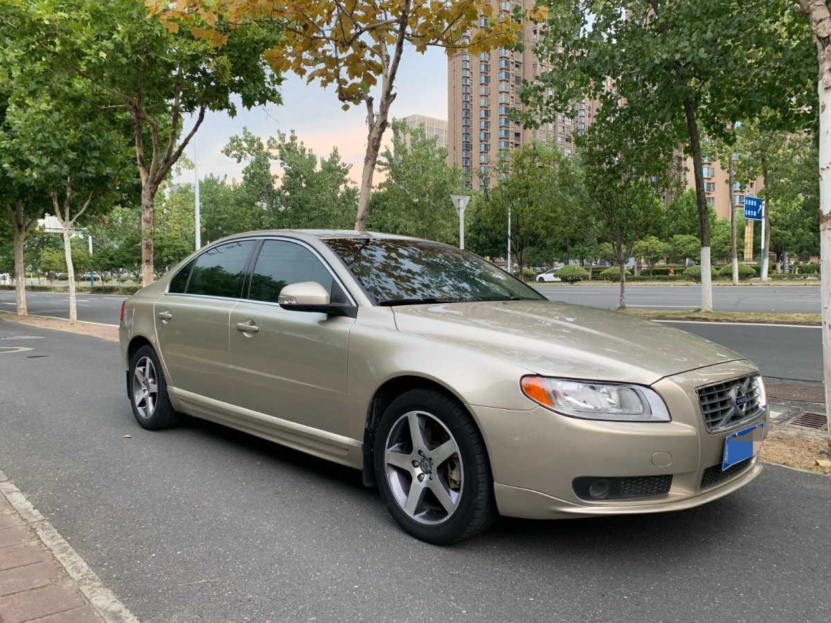 沃尔沃 S80L  2011款 2.0T 智雅版图片