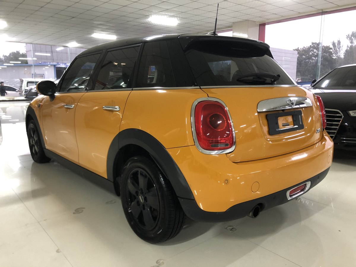 2015年11月MINI MINI  2016款 1.2T ONE 先鋒派 五門版