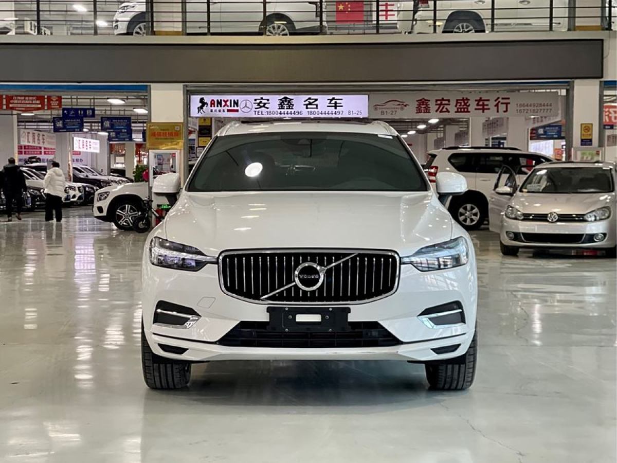 沃爾沃 XC60  2021款 T5 四驅(qū)智遠(yuǎn)豪華版圖片