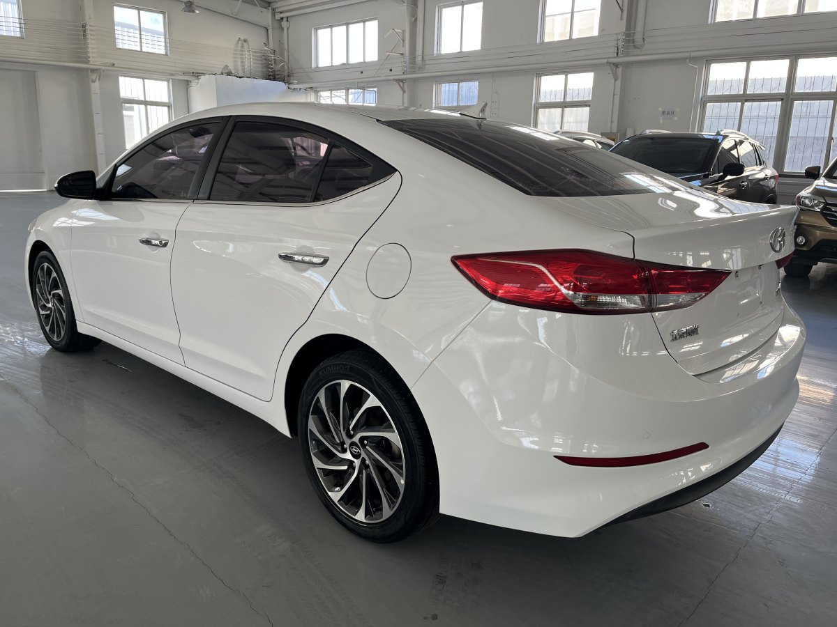 現(xiàn)代 領(lǐng)動(dòng)  2019款 1.5L CVT智炫?精英型圖片