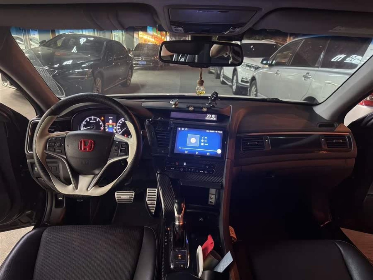 本田 思鉑睿  2015款 2.0L 尊貴版圖片