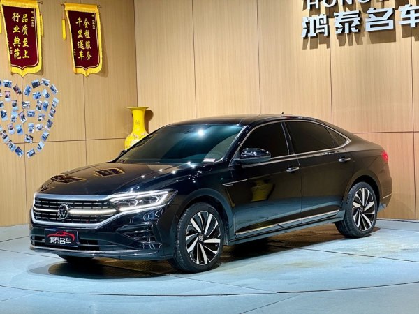 大众 帕萨特  2022款 330TSI 尊贵版