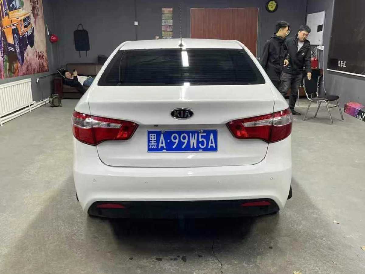 起亚 K2  2012款 三厢 1.6L AT Premium ECO纪念版图片