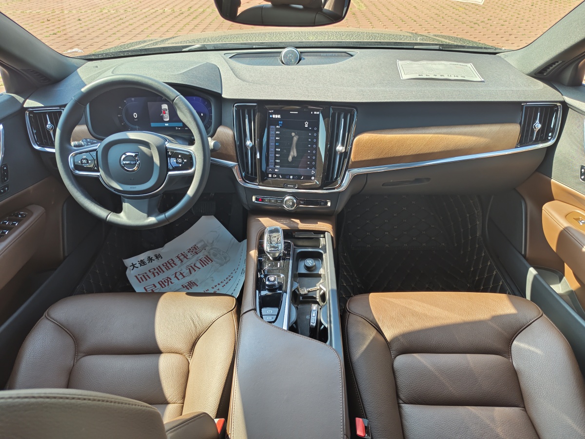 2023年5月沃爾沃 S90  2023款 B5 智逸豪華版
