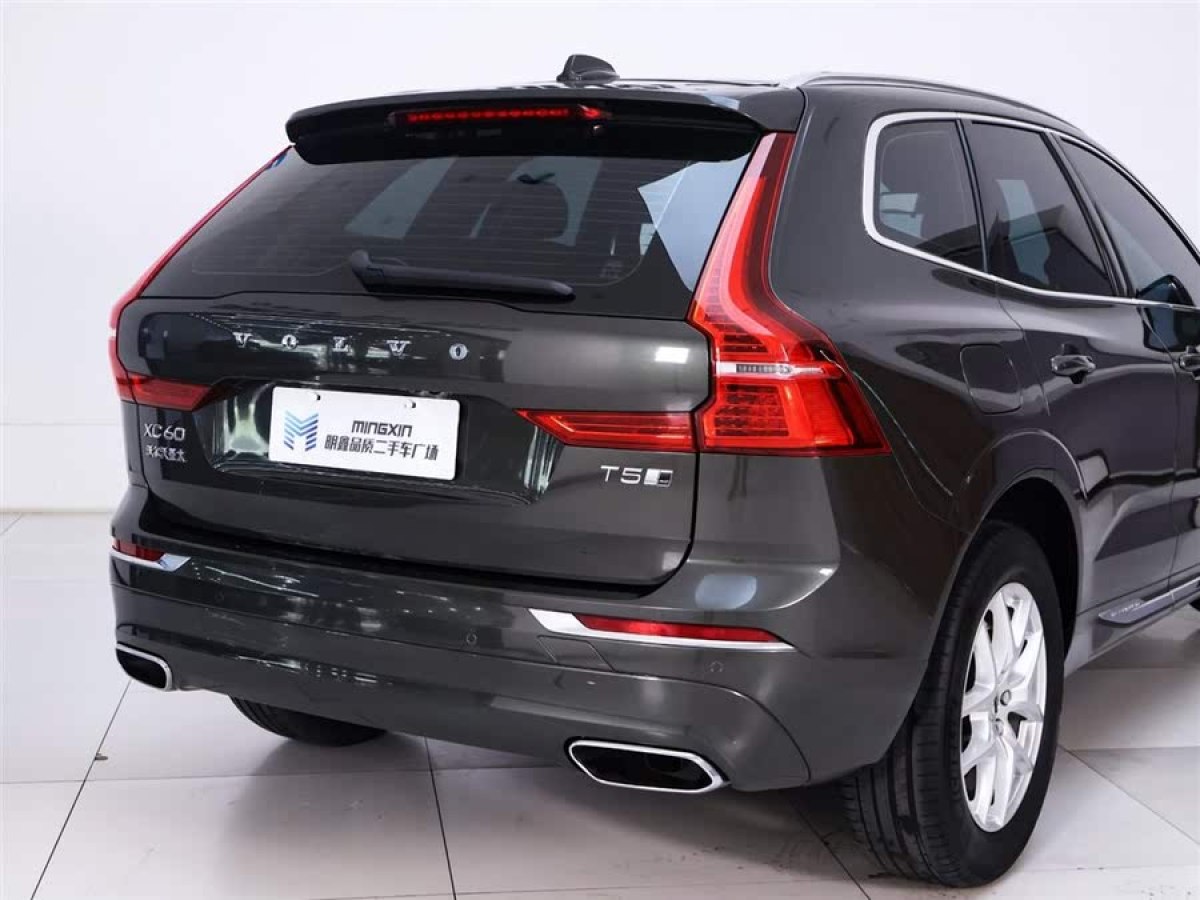 沃爾沃 XC60  2020款 T5 四驅(qū)智逸豪華版圖片