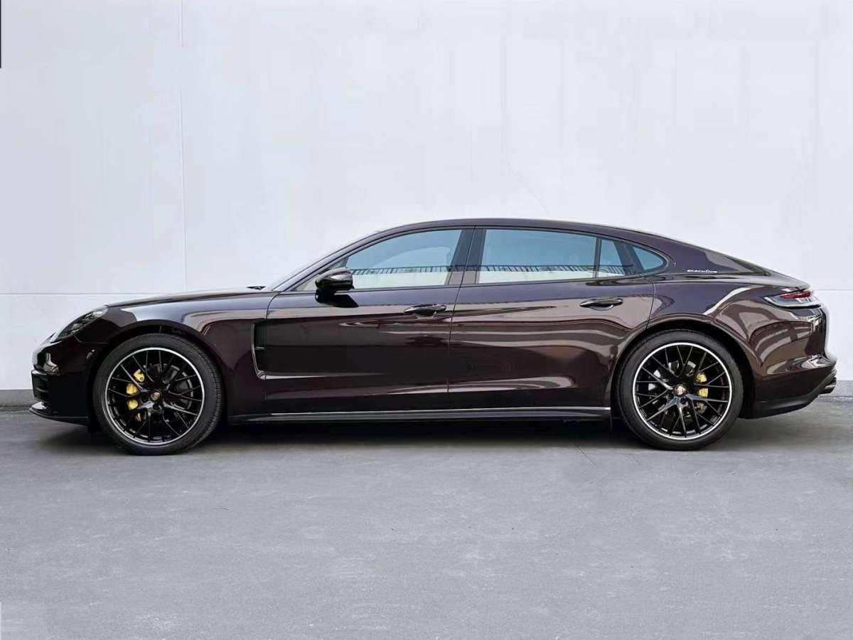 保時(shí)捷 Panamera  2022款 Panamera 行政加長版 2.9T圖片