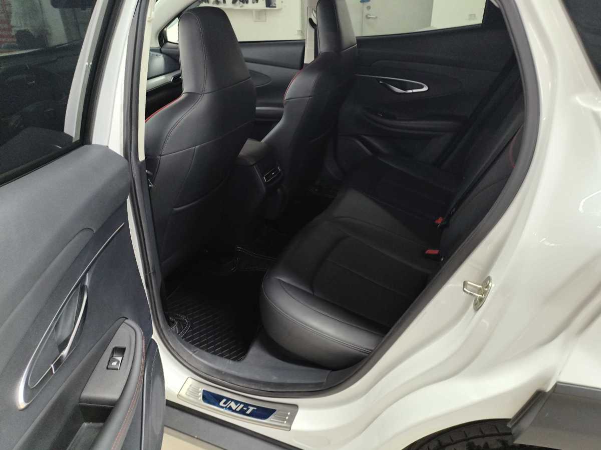 長安 UNI-T  2021款 1.5T 卓越型圖片