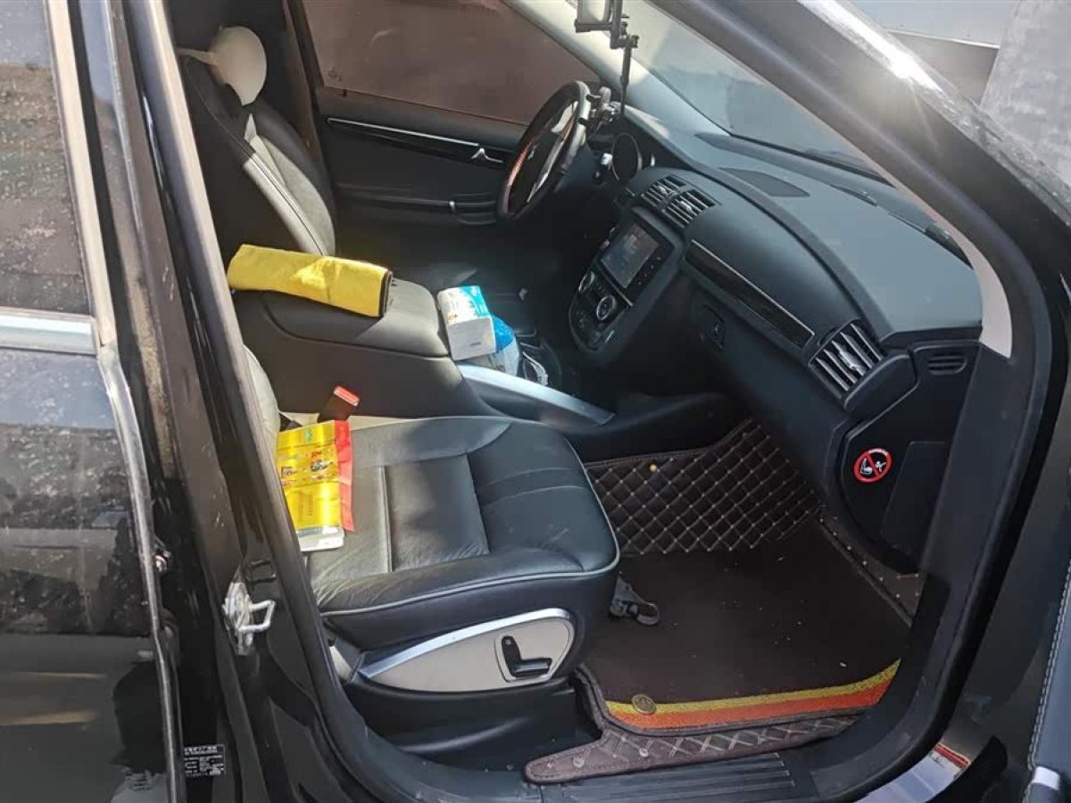 奔馳 奔馳R級  2015款 R 400 4MATIC 商務(wù)型圖片