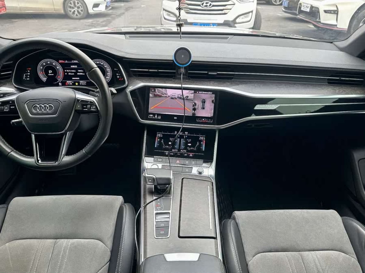 奧迪 奧迪A6L  2020款 45 TFSI quattro 尊享動感型圖片