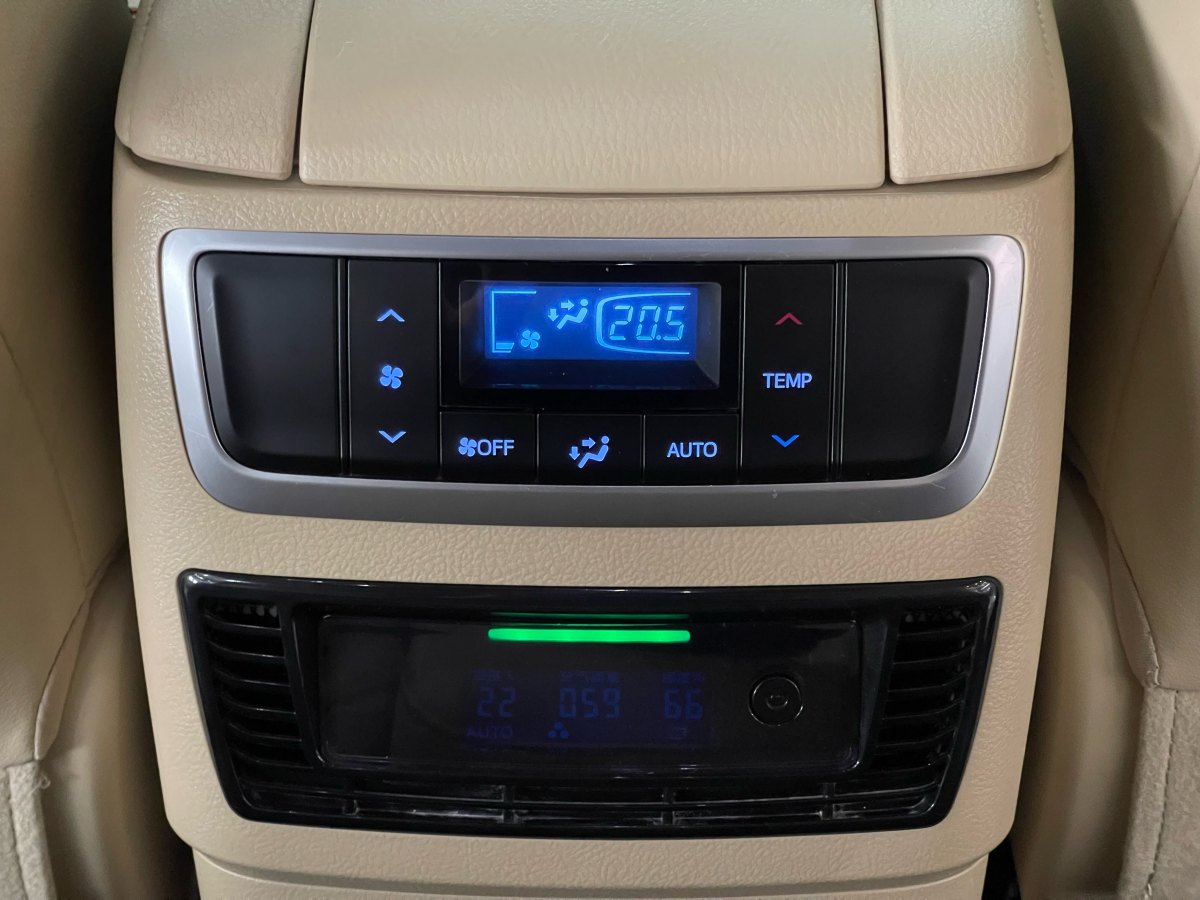 丰田 汉兰达  2017款 3.5L 四驱豪华导航版 7座图片