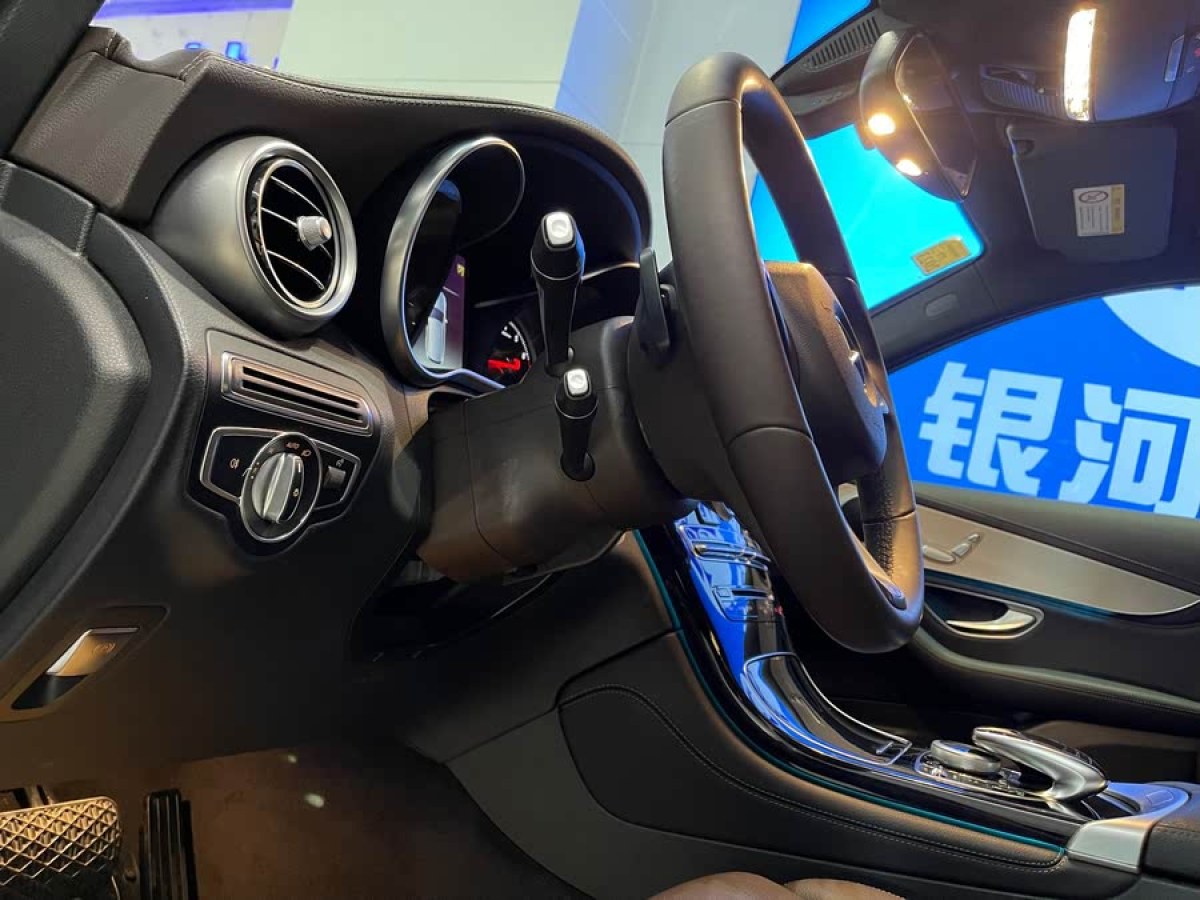 奔馳 奔馳GLC  2019款 改款 GLC 200 4MATIC圖片