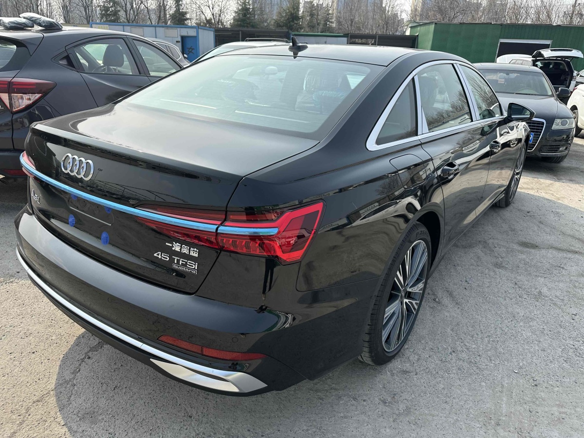 奧迪 奧迪A6L  2025款 45 TFSI quattro 臻選動(dòng)感型圖片