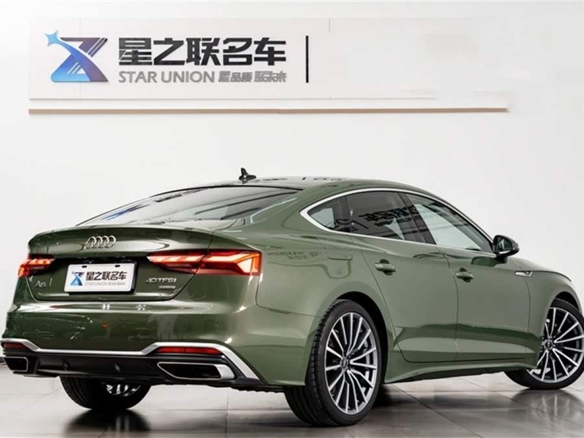 奧迪 奧迪A5  2023款 Sportback 40 TFSI quattro 豪華動感型圖片
