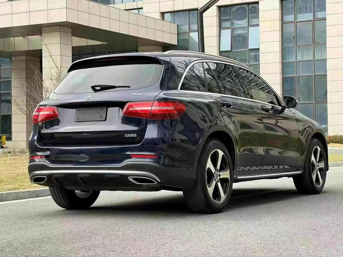 2018年6月奔馳 奔馳GLC  2018款 GLC 260 4MATIC 豪華型