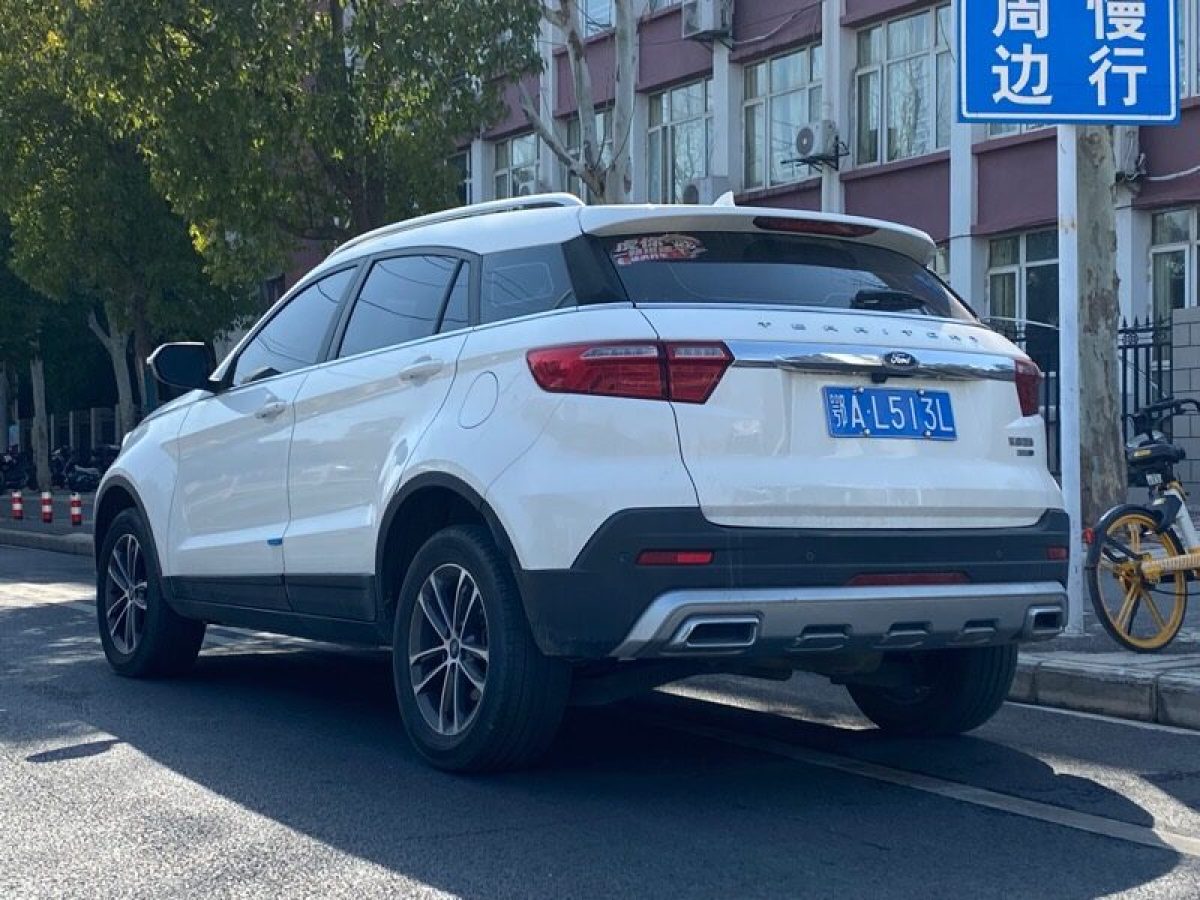 福特 領(lǐng)界  2019款 EcoBoost 145 CVT尊領(lǐng)型圖片