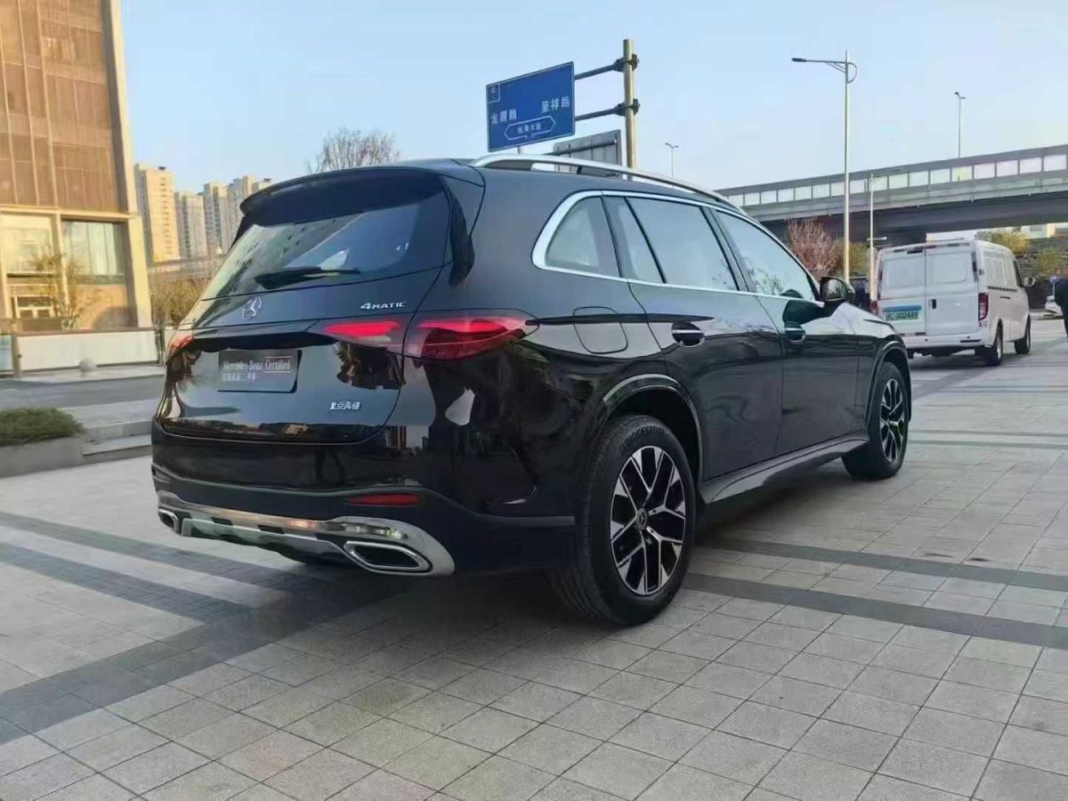 奔馳 奔馳GLC  2023款 GLC 300 4MATIC 轎跑SUV 豪華版圖片