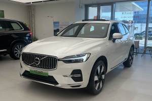 XC60新能源 沃爾沃 T8 插電混動 長續(xù)航四驅(qū)智遠(yuǎn)豪華版