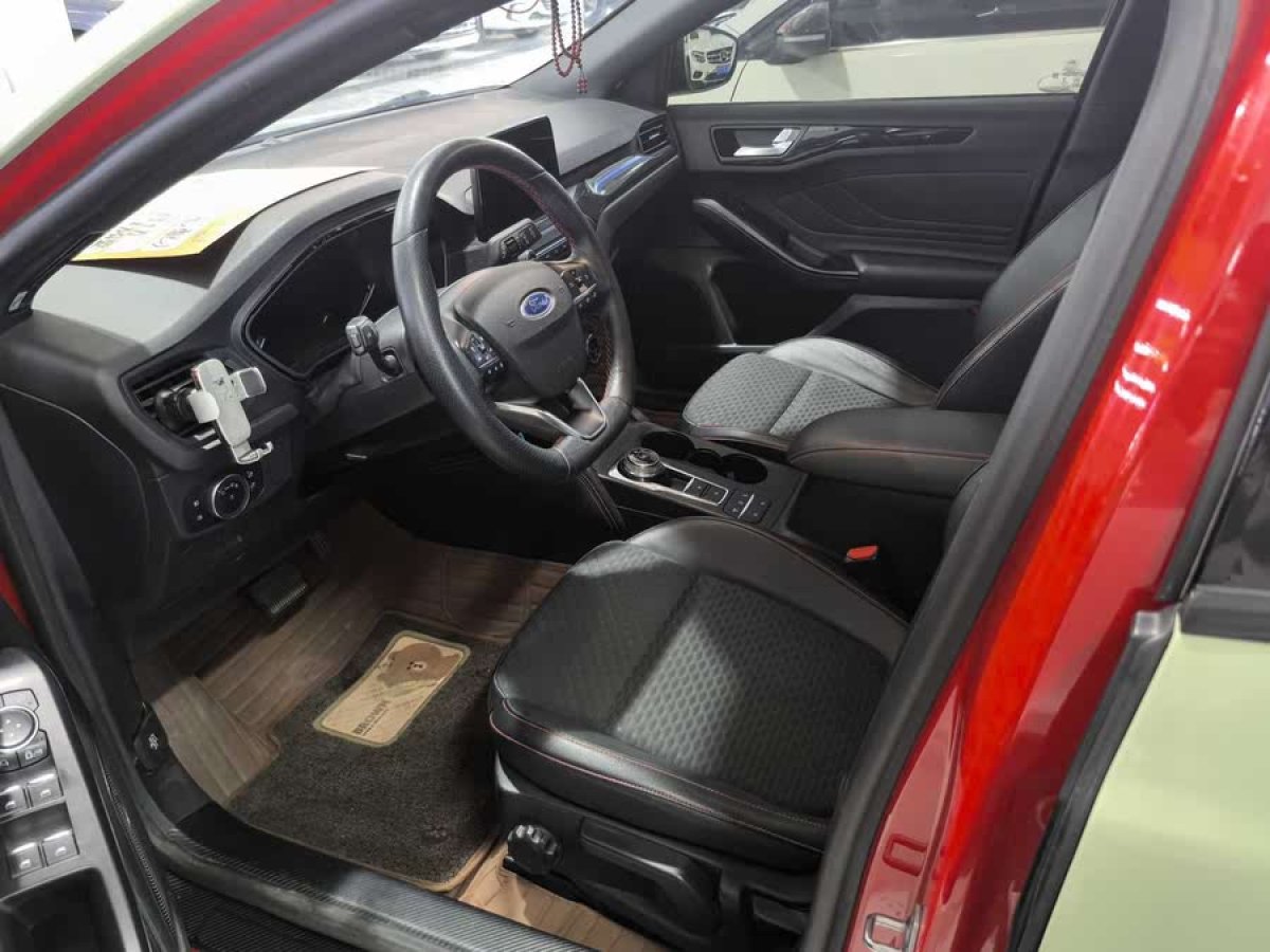 福特 ?？怂? 2019款 兩廂 EcoBoost 180 自動(dòng)ST Line圖片