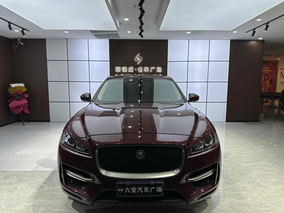 2016年10月捷豹 F-PACE  2016款 2.0T 兩驅(qū)R-Sport運動版