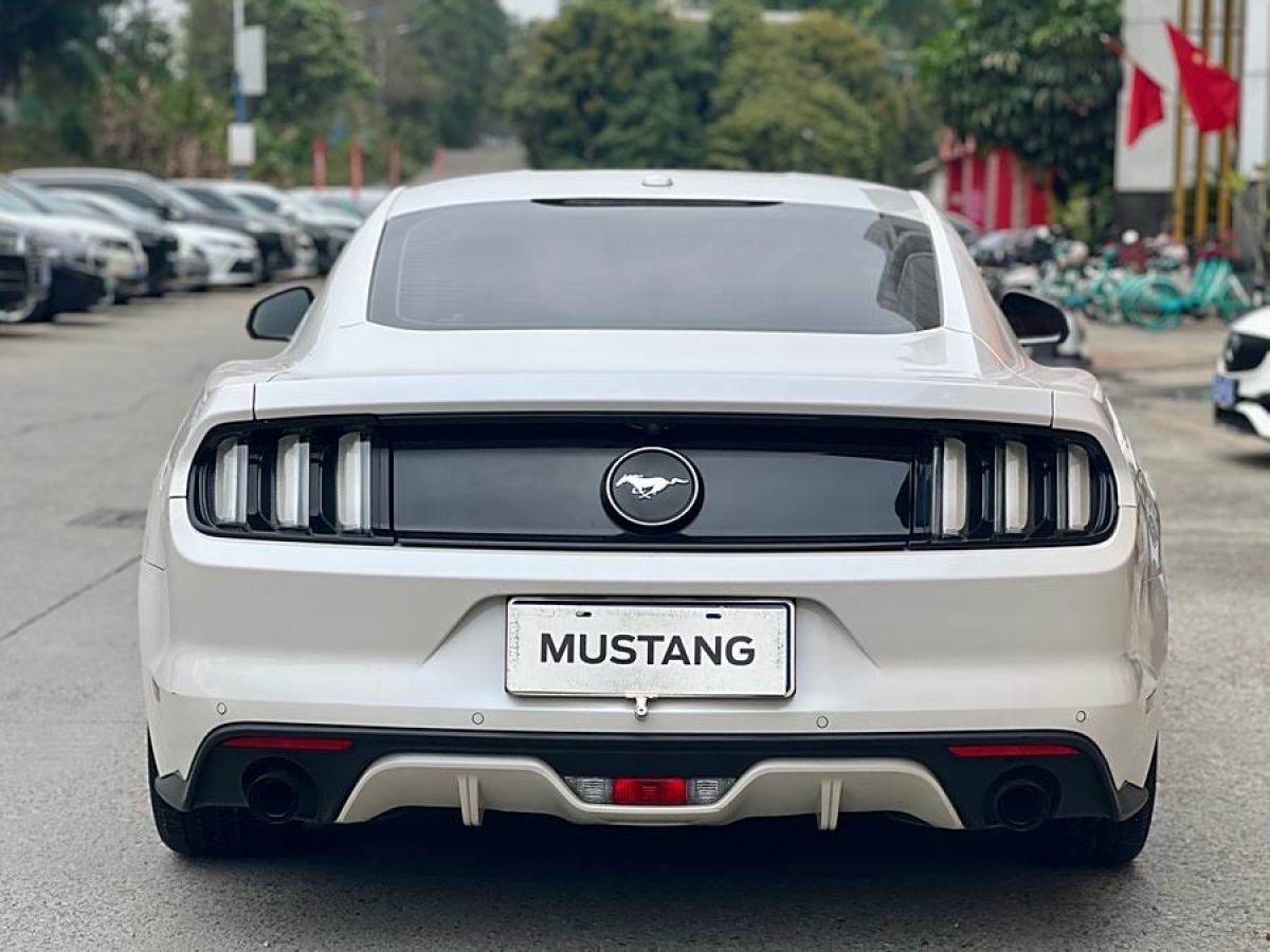 2017年3月福特 Mustang  2017款 2.3T 運動版