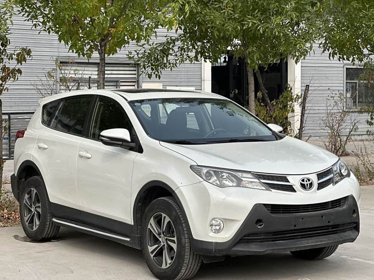 豐田 RAV4榮放  2015款 2.0L CVT兩驅(qū)風(fēng)尚版圖片