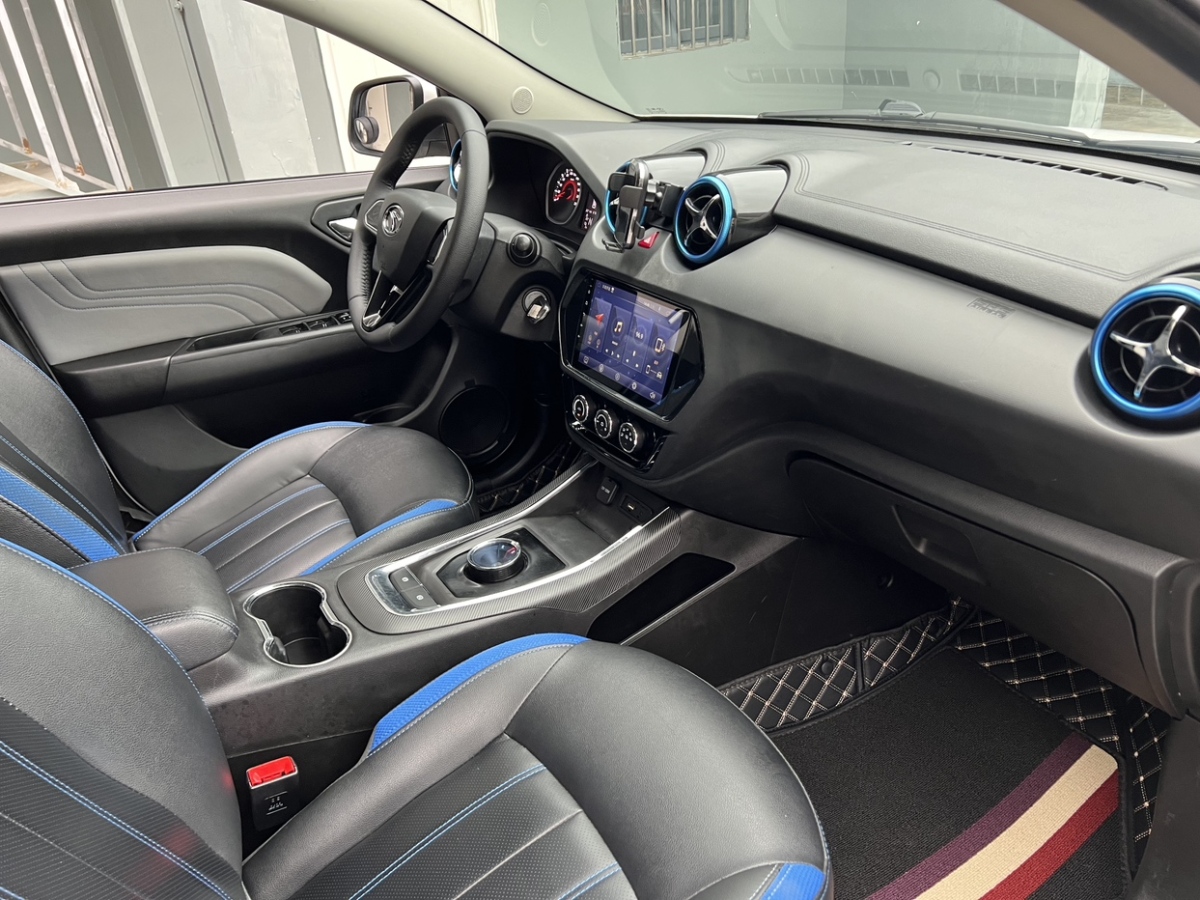 2019年2月东南 DX3新能源  2018款 EV400 豪华版