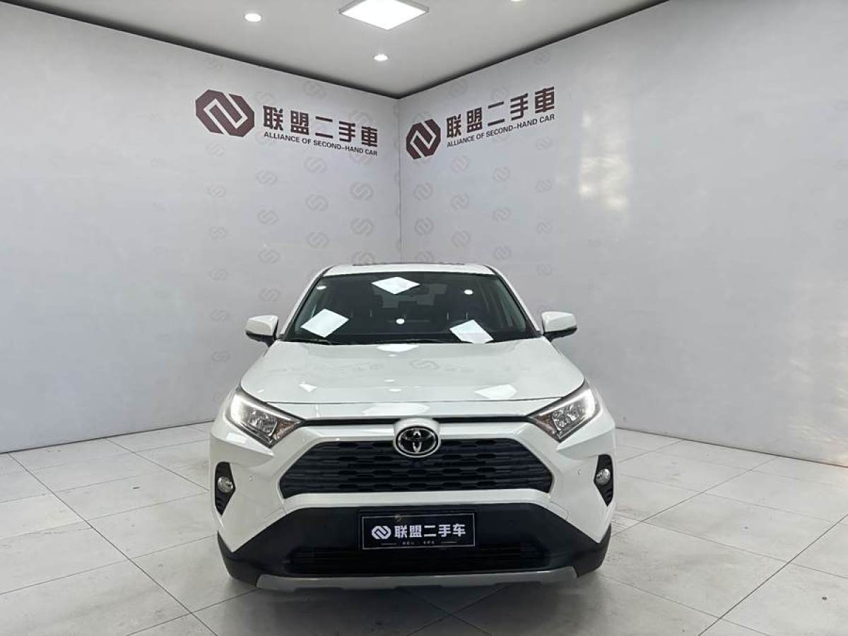 豐田 RAV4榮放  2021款 2.0L CVT四驅(qū)風(fēng)尚PLUS版圖片