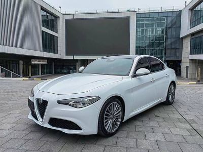 2017年4月 阿爾法·羅密歐 Giulia 2.0T 280HP 豪華版圖片