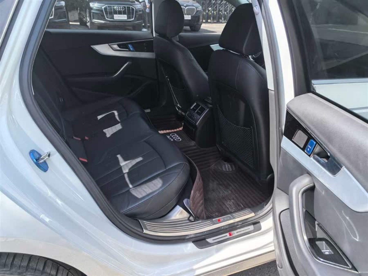 奧迪 奧迪A4L  2019款 40 TFSI 時(shí)尚型 國(guó)V圖片