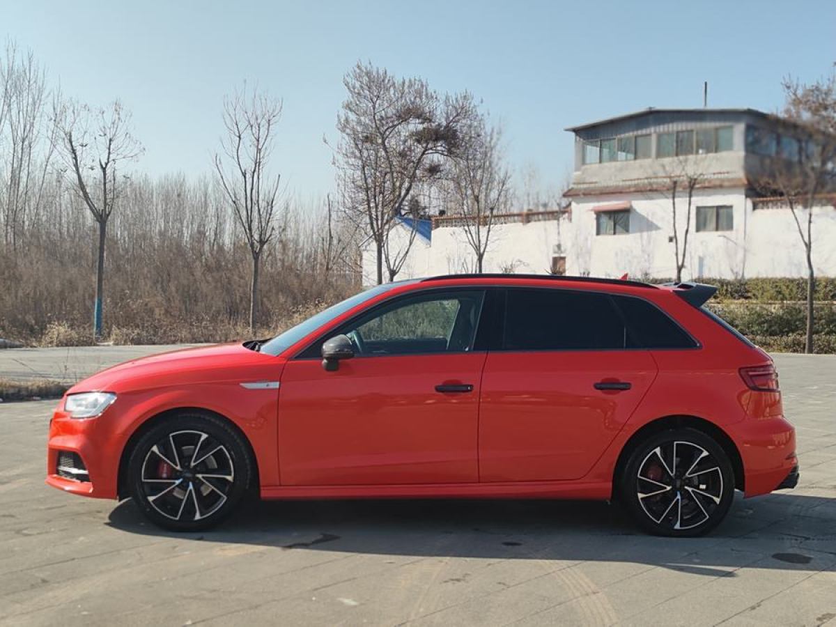 奧迪 奧迪A3  2018款 30周年年型 Sportback 35 TFSI 時尚型圖片