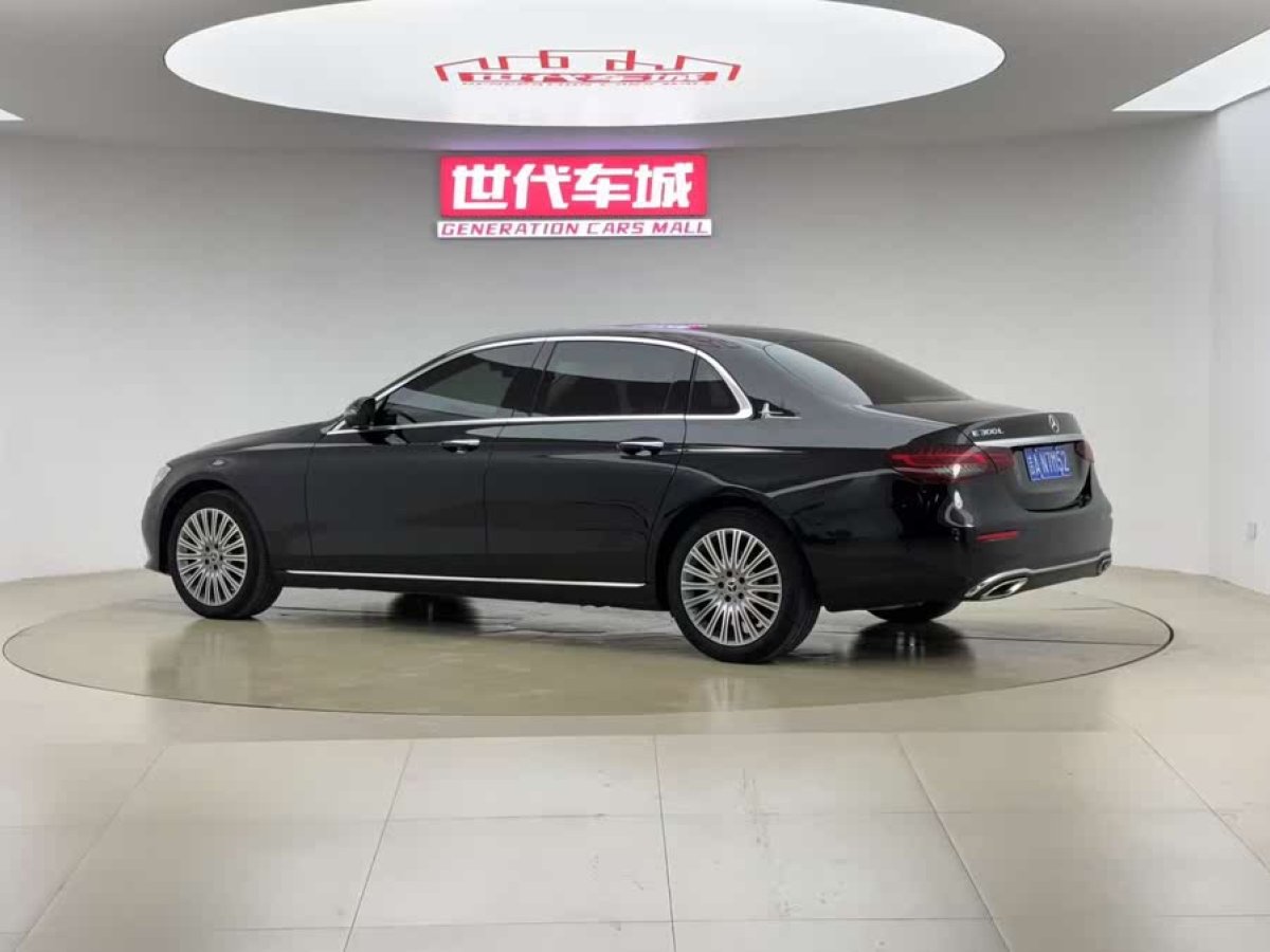 奔馳 奔馳E級  2022款 改款 E 300 L 豪華型圖片