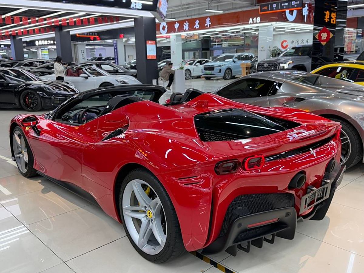 2022年11月法拉利 SF90 Stradale  2021款 3.9T V8 Spider