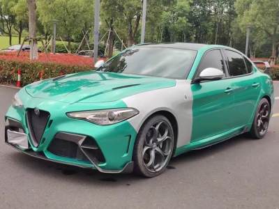 2017年8月 阿尔法·罗密欧 Giulia 2.0T 200HP 豪华版图片