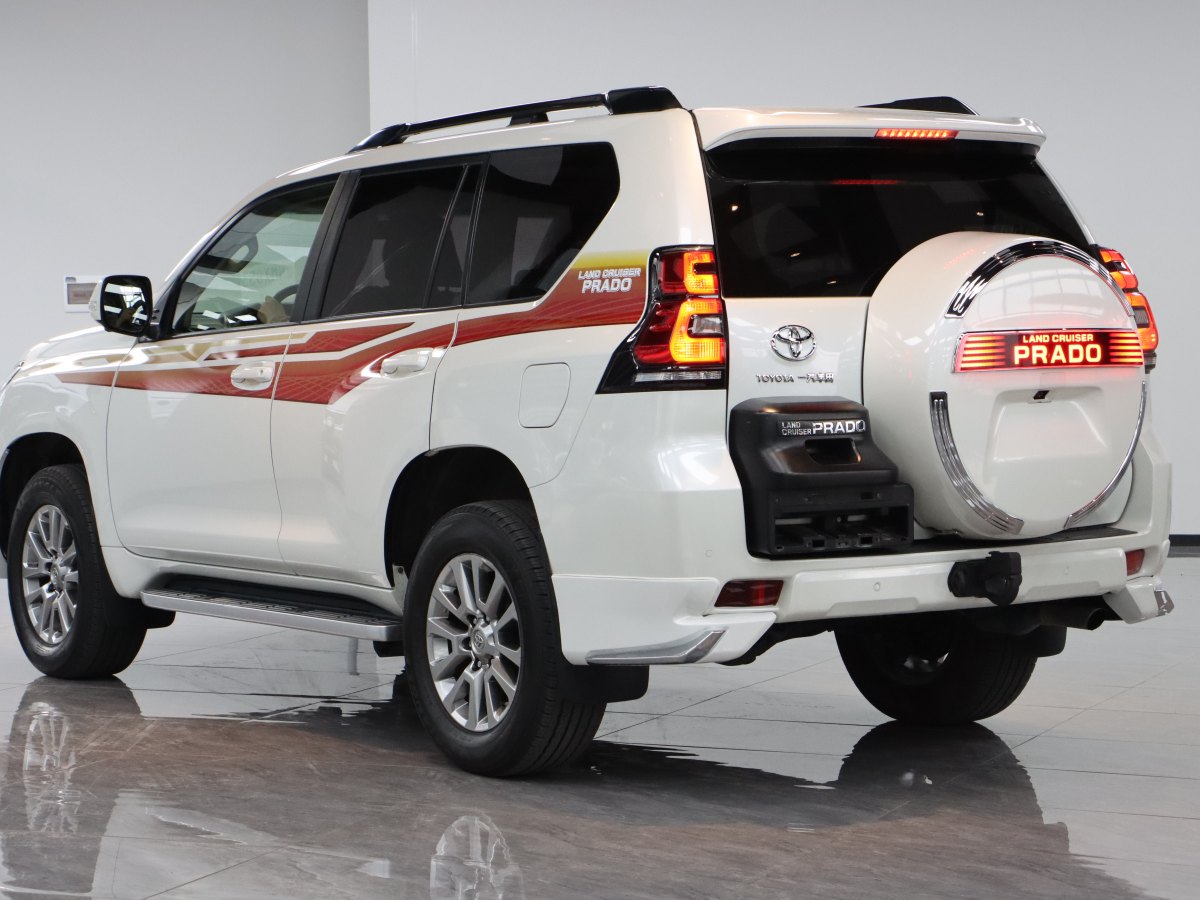 豐田 普拉多  2018款 3.5L 自動TX-L NAVI后掛備胎圖片