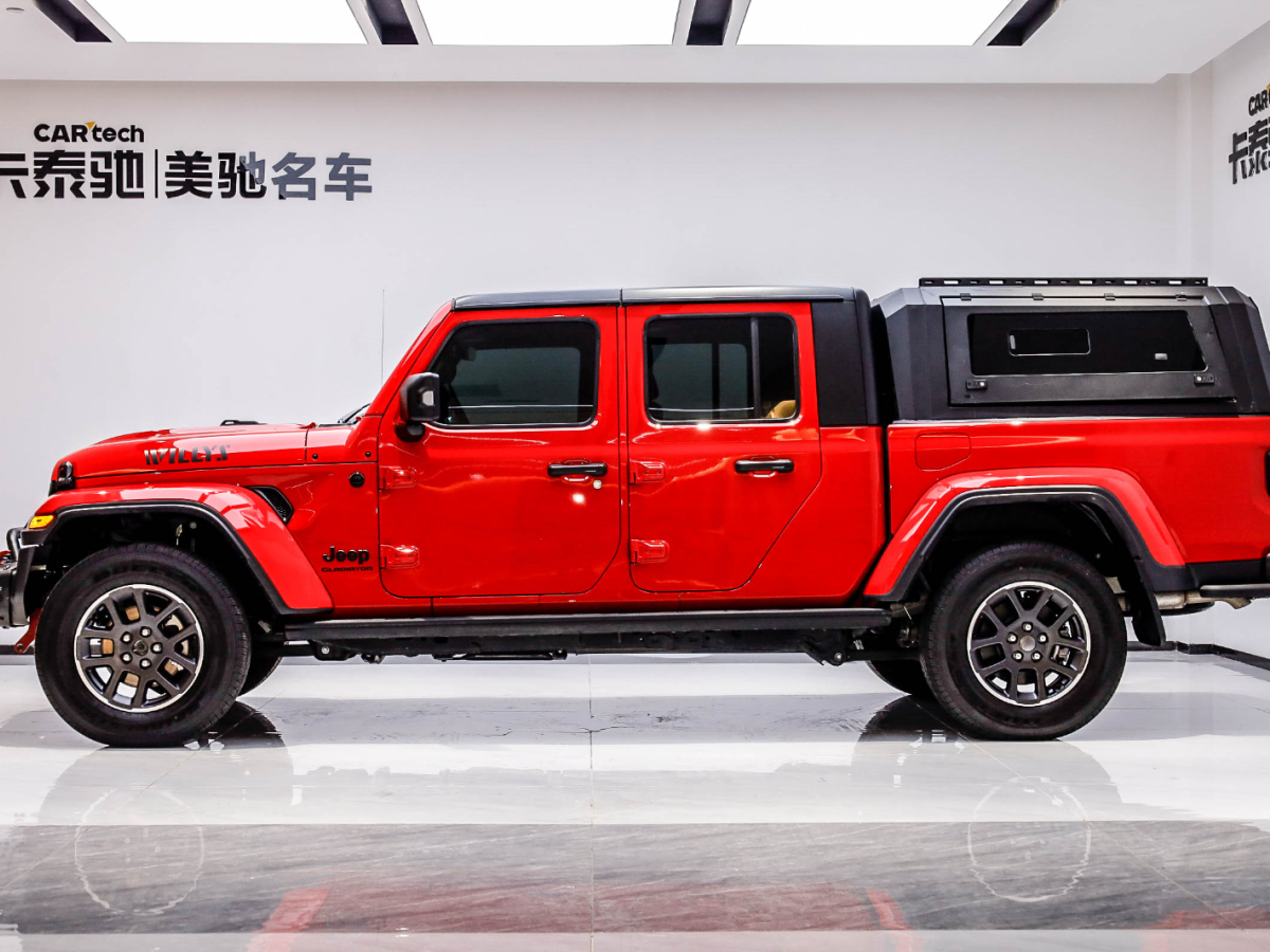 2023年3月Jeep Jeep 角斗士 2022款 3.6L 先行版