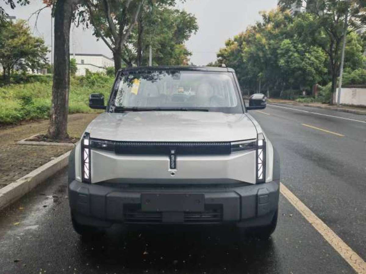 iCAR 奇瑞iCAR 03  2024款 401km 兩驅(qū)標(biāo)準(zhǔn)版圖片