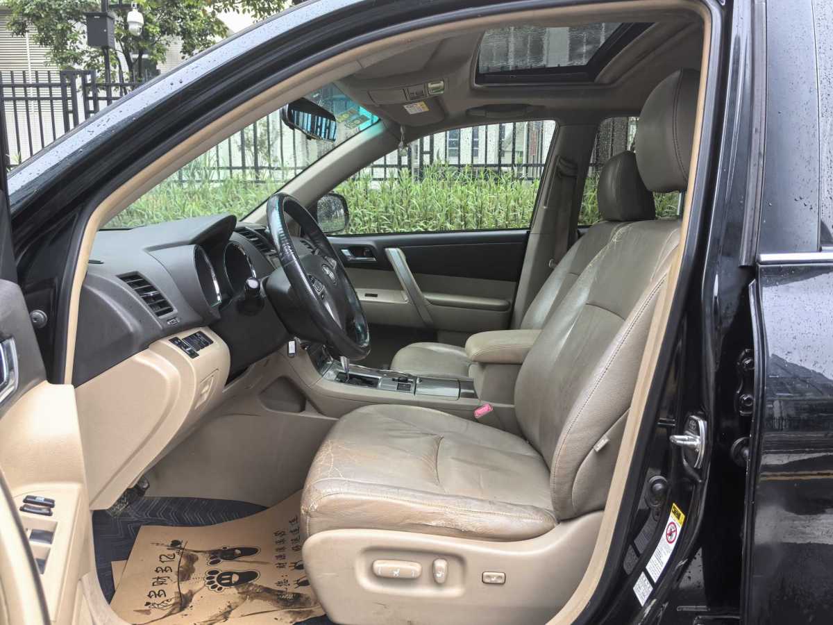 豐田 漢蘭達(dá)  2012款 2.7L 兩驅(qū)7座豪華版圖片