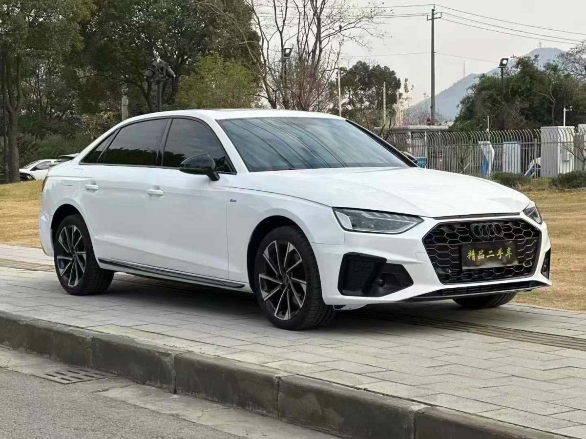 奧迪 奧迪A4L  2023款 35 TFSI 時(shí)尚動(dòng)感型圖片