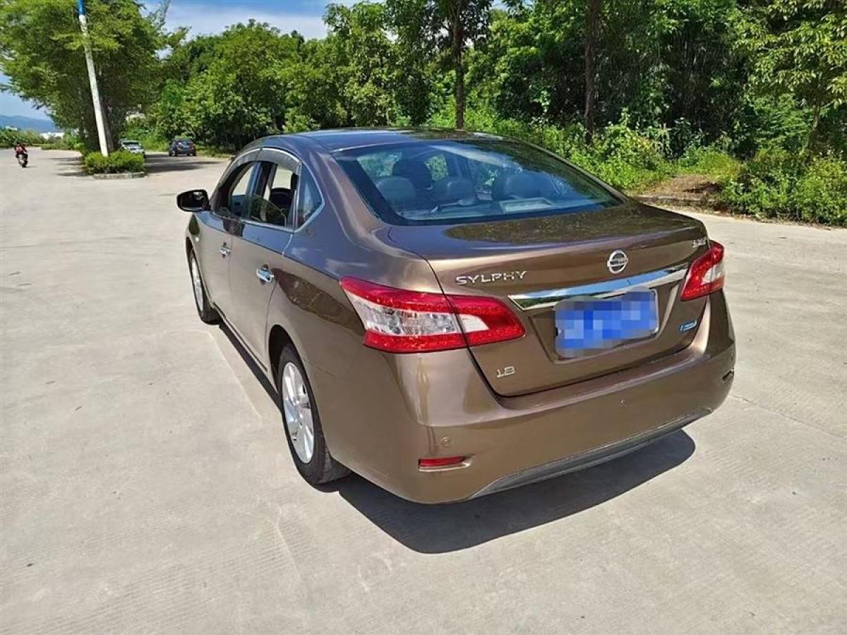 日產(chǎn) 軒逸  2012款 1.6XL 手動豪華版圖片