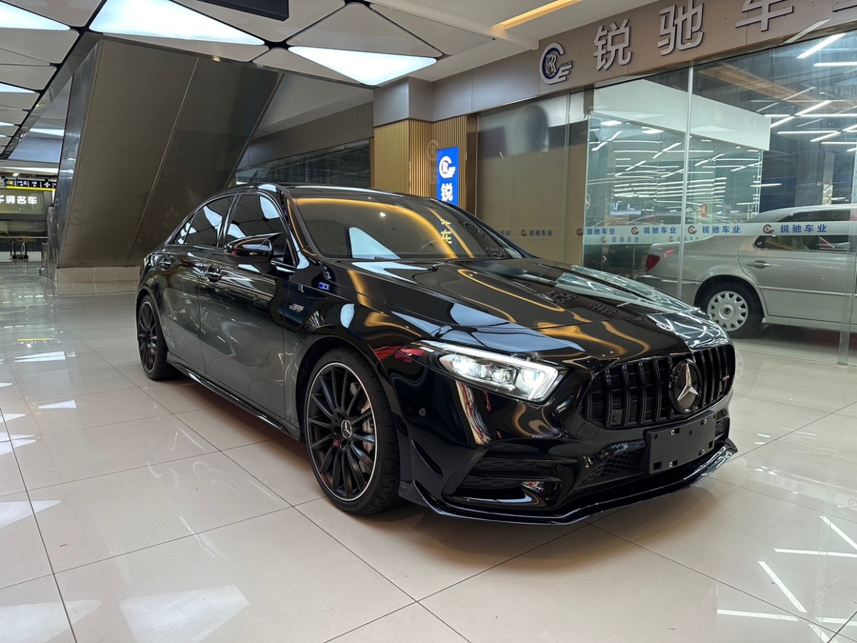 奔驰 奔驰A级AMG  2022款 AMG A 35 4MATIC图片