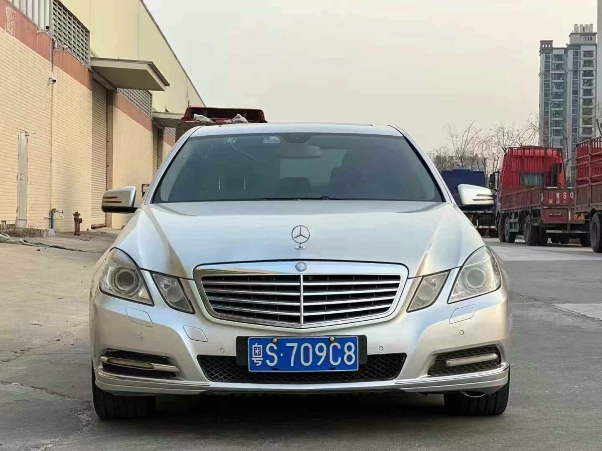 奔馳 奔馳E級(jí)  2011款 E 200 L CGI優(yōu)雅型圖片